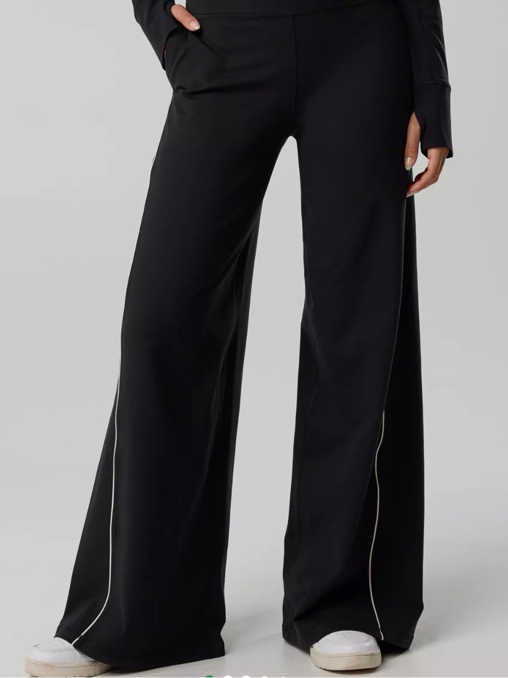 OFFLINE By Aerie The Hugger Piping Wide Leg Pant in Black